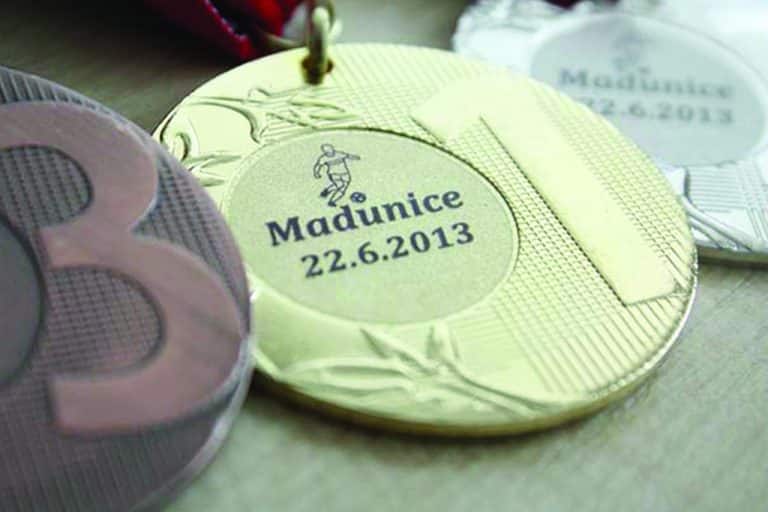 Medaile s vlastnou potlačou Madunice