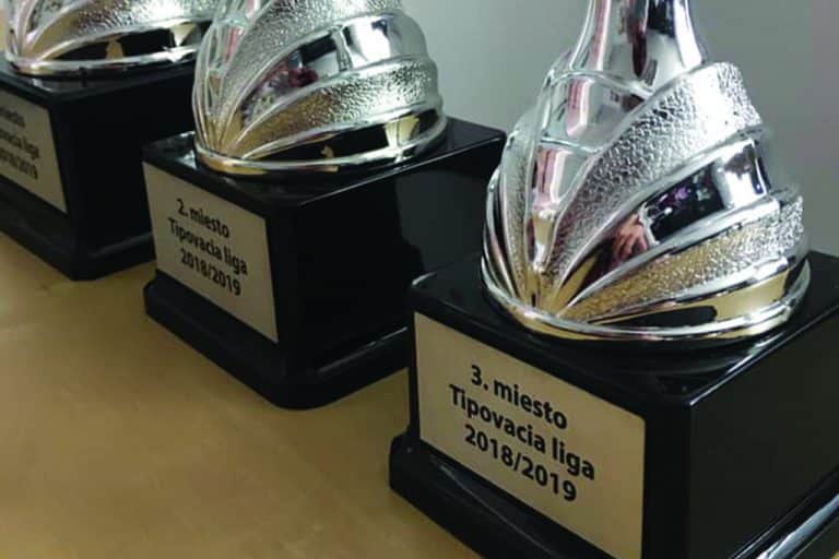Víťazné trofeje s vlastnou potlačou Tipovacia liga