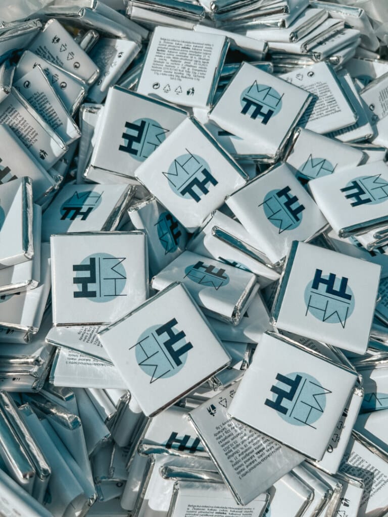 čokoládky s logom firmy